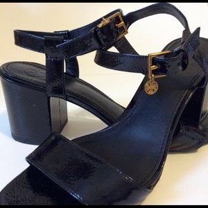 7M Tory Burch Patent Leather Block Heel Sandal